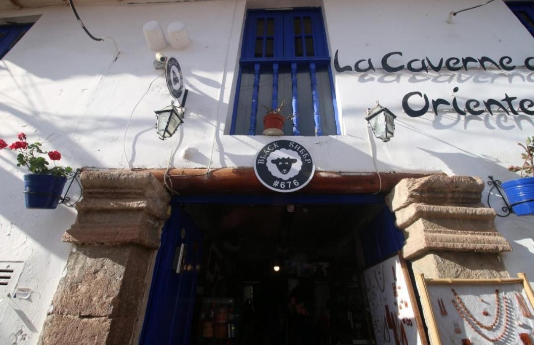 Black Sheep Hostel Куско Екстер'єр фото