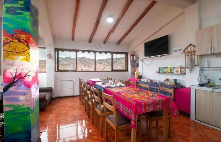 Black Sheep Hostel Куско Екстер'єр фото